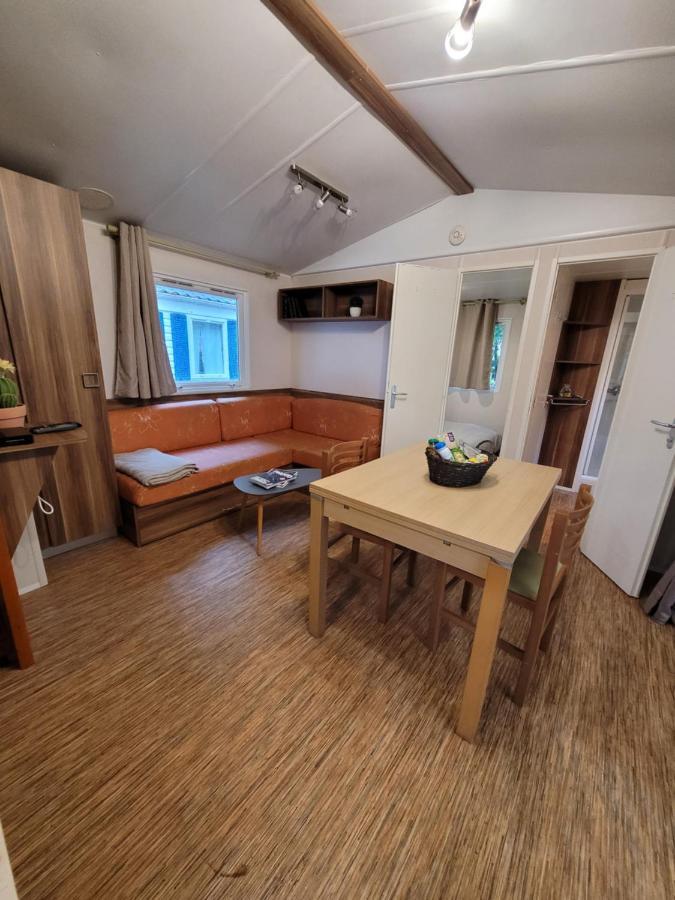 Camping Le Brochet Hotel Péronne Kültér fotó